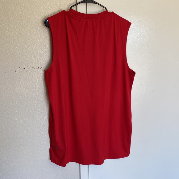 ANY OFFERS CONSIDERED Brand new Men’s Champion athletic tank - Picture 4 of 4